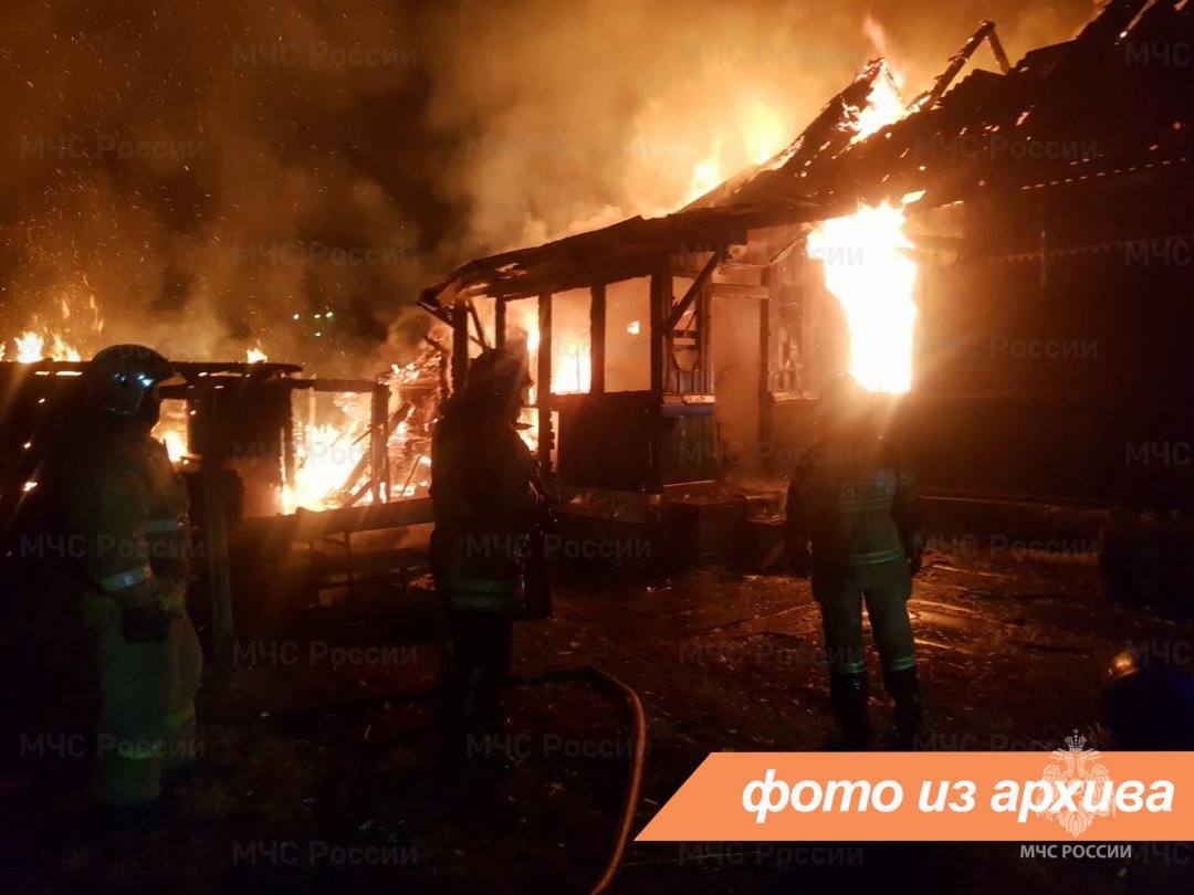 Пожарно-спасательные подразделения Ленинградской области ликвидировали пожар в г. Тосно